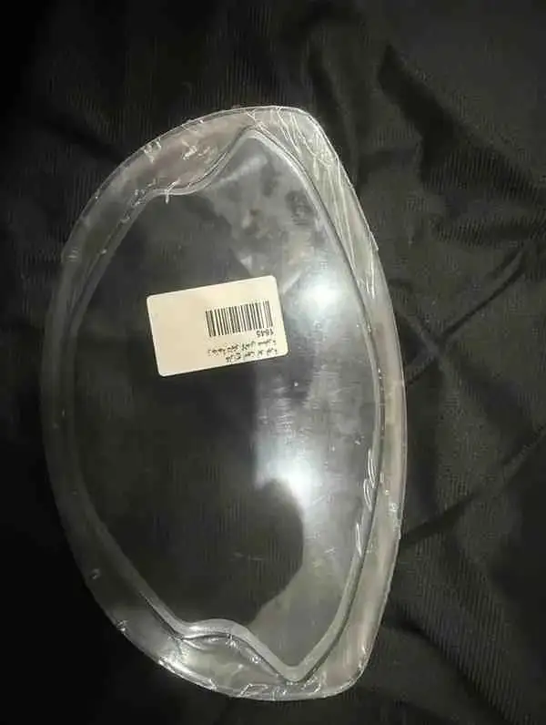 غطاء عداد السرعة – Lindy model 1 - الهيكل والإطار - عادي – غطاء عداد السرعة لدراجات Lindy، مصمم لحماية العداد وتحسين الشكل العام للدراجة.