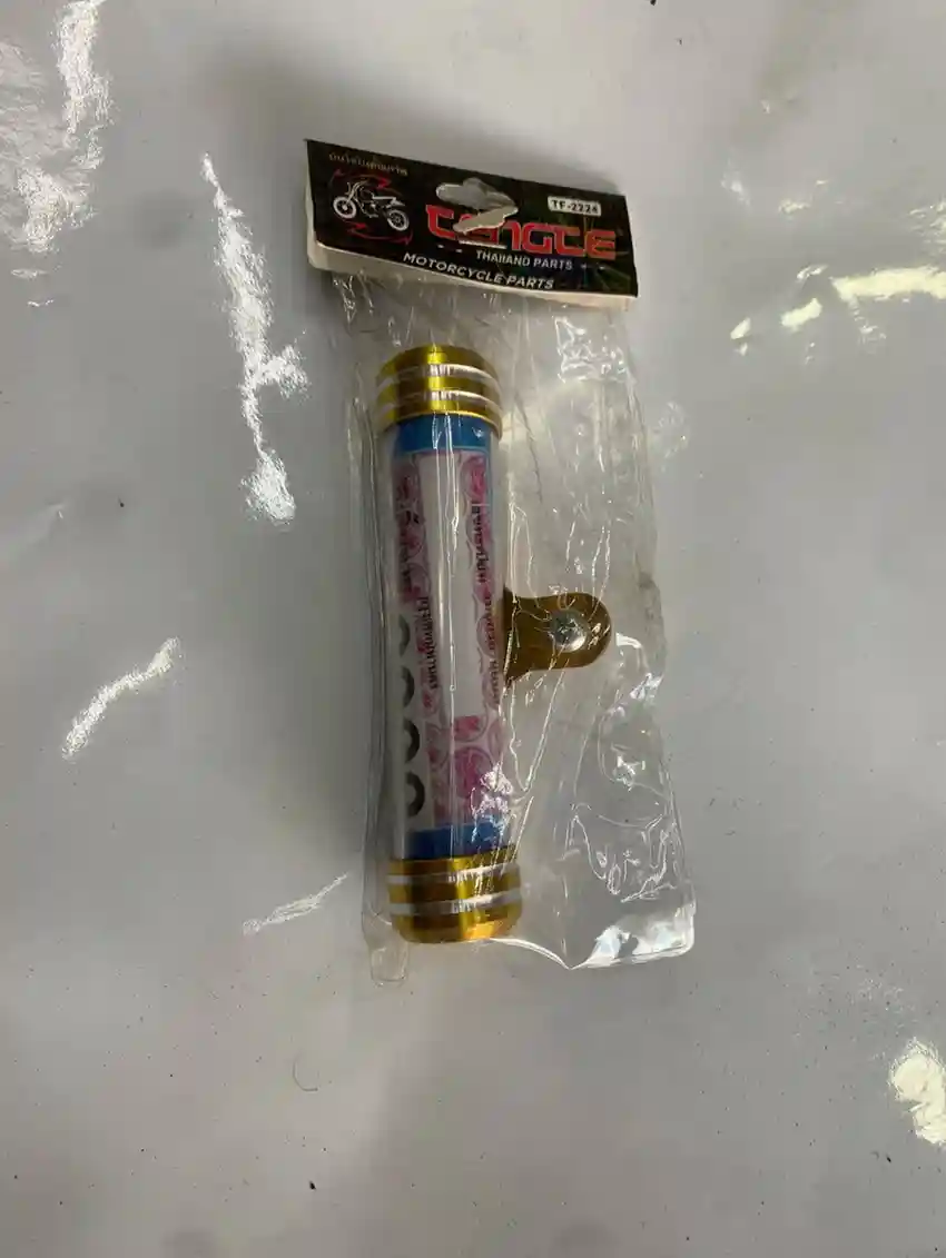 حامل أسطواني لقرص ضريبة - الإكسسوارات - عادي – حامل أسطواني يُستخدم لحفظ وعرض قرص ضريبة الدراجة النارية بطريقة آمنة وأنيقة.