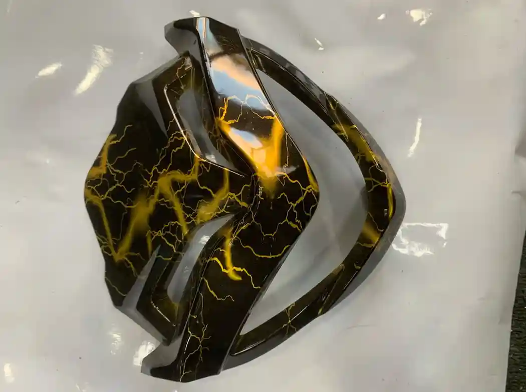 هيكل إضاءة علوية v150 - الهيكل والإطار - عادي – هيكل يثبت في أعلى الدراجة النارية لحمل أضواءها الأمامية بطريقة آمنة ومرتبة.