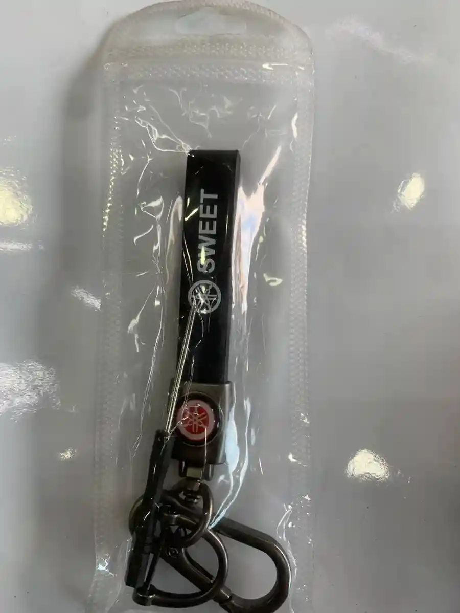 sweetحلقة المفاتيح - الإكسسوارات - عادي – حلقة المفاتيح أداة صغيرة تُستخدم لجمع المفاتيح معًا وتنظيمها بسهولة.