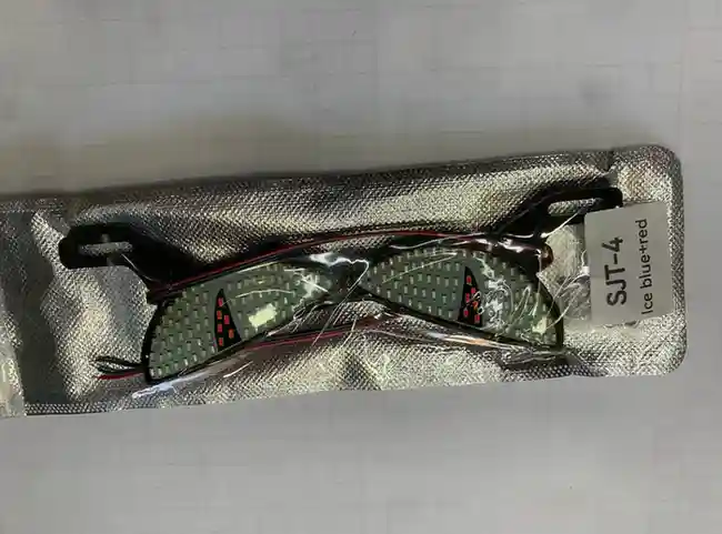 HATTAB نظارات LED - القطع الكهربائية - بريميوم – أغطية أو عدسات تُركب على المصابيح الأمامية لتوفير إضاءة LED واضحة وحماية المصابي...