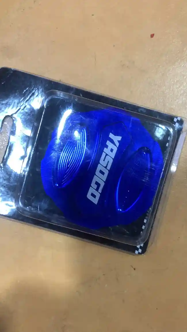 YASOGO غطاء خزان وقود - الإكسسوارات - عادي – غطاء يُركب على خزان الوقود لإغلاقه بإحكام ومنع تسرب البنزين.