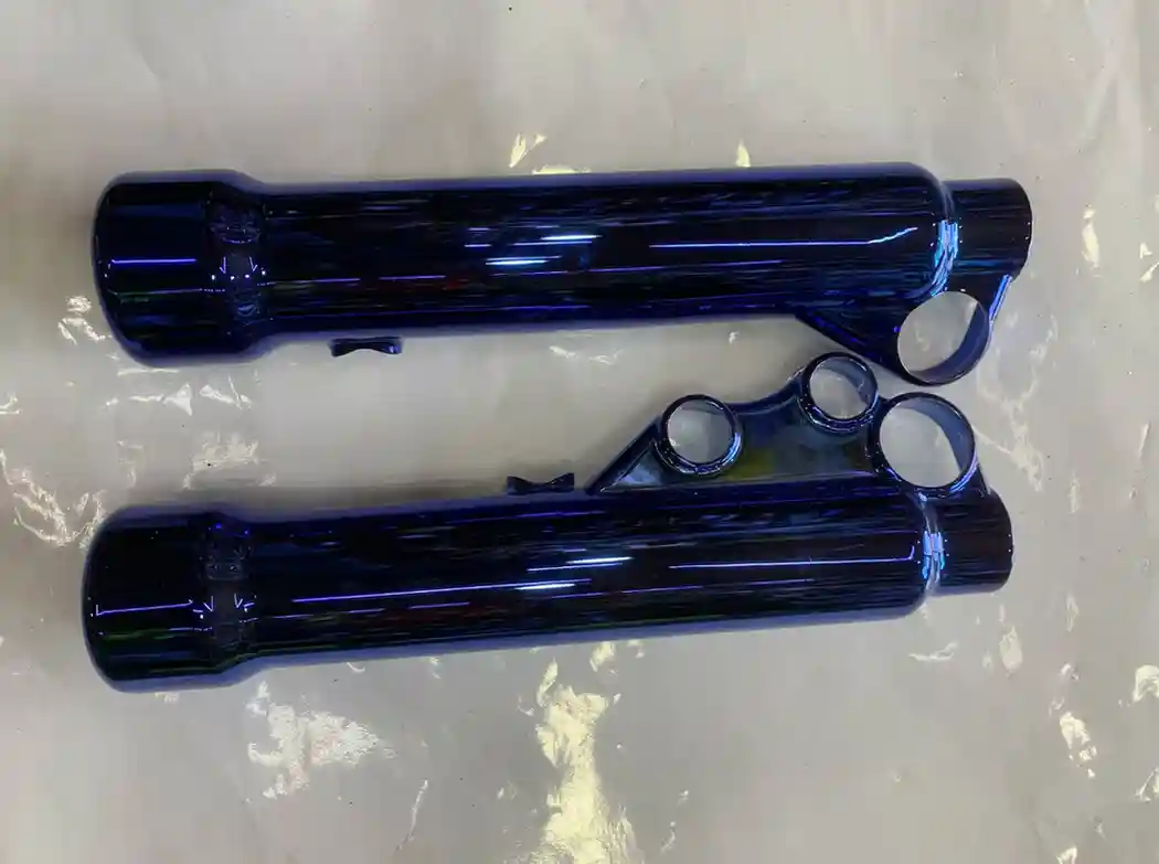 غطاءان لممتص الصدمات - الإكسسوارات - عادي – غطاءان يُركبان على ممتصات الصدمات لحمايتها من الأوساخ والتلف وتحسين مظهر الدراجة...