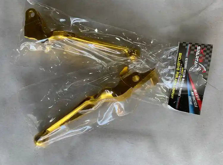 أذرع القابض والفرامل نوع 1 - الإكسسوارات - عادي – تُستخدم الأذرع للتحكم في القابض والفرامل الأمامية، مما يساعد السائق على تغيير ال...