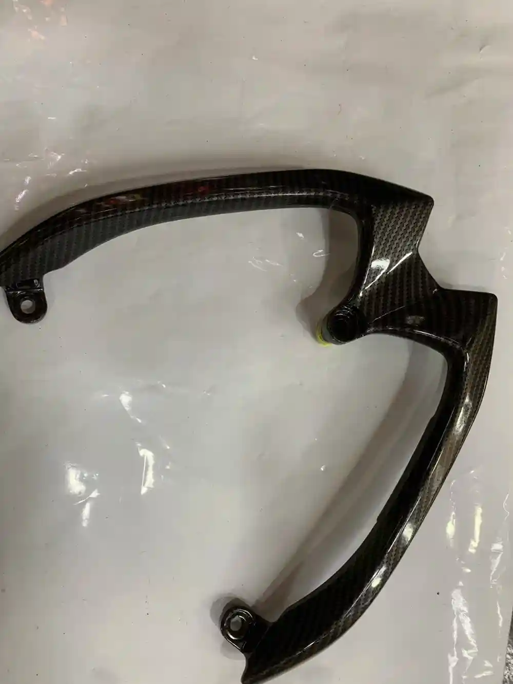 مقبض خلفي للراكب FS - الهيكل والإطار - عادي – مقبض خلفي للراكب  لدراجة FS. يوفر نقطة إمساك آمنة للراكب الخلفي أثناء القيادة، م...