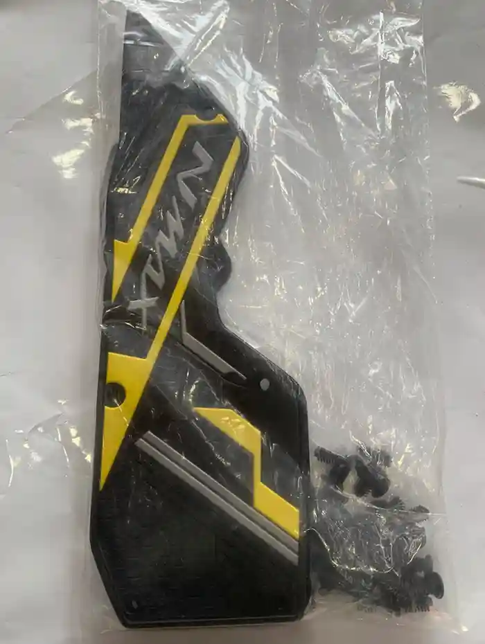 دعسات NMAX - الإكسسوارات - عادي – دعسات تُركب على موتوسيكل NMAX لدعم القدمين أثناء القيادة.