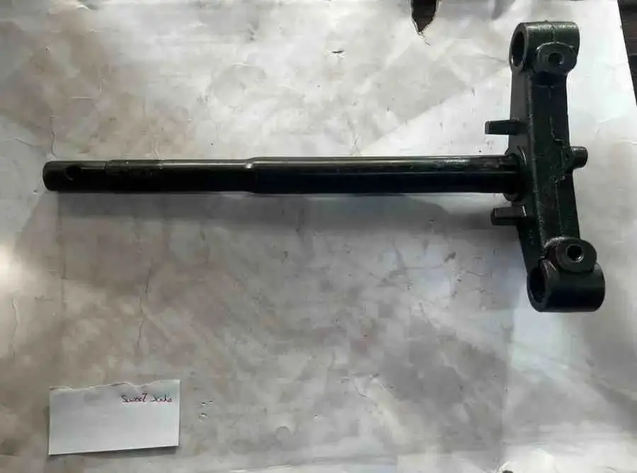 ملقط SWEET - أجزاء التوجيه - عادي – ملقط لدراجات SWEET، يربط الشوكات بالإطار لضمان ثبات التوجيه والسيطرة الموثوقة.