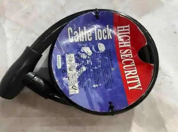 كابل قفل 1.5م - معدات السلامة - عادي – كابل قفل للدراجة بطول 1.5م، يوفر أمانًا وحماية ضد السرقة.
