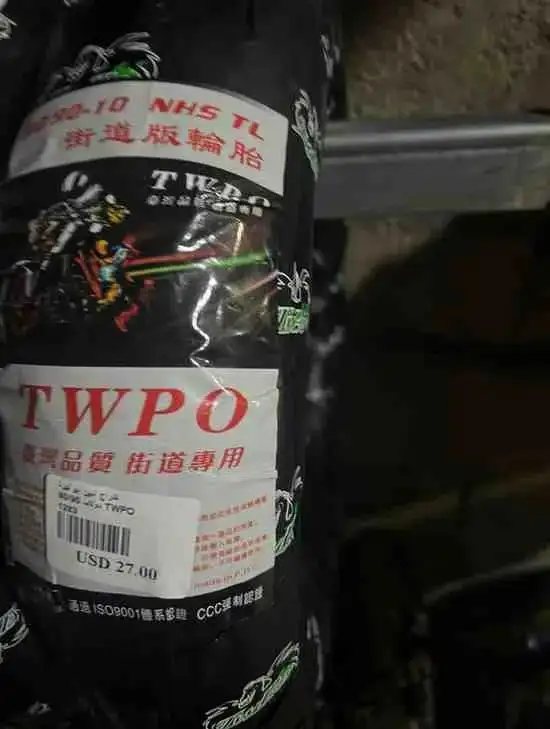 دولاب TWPO 90/90-10 - العجلات والإطارات - عادي – دولاب TWPO 90/90-10، متين وغير قابل للانزلاق، يوفر تماسكًا ممتازًا وأداءً سلسًا...