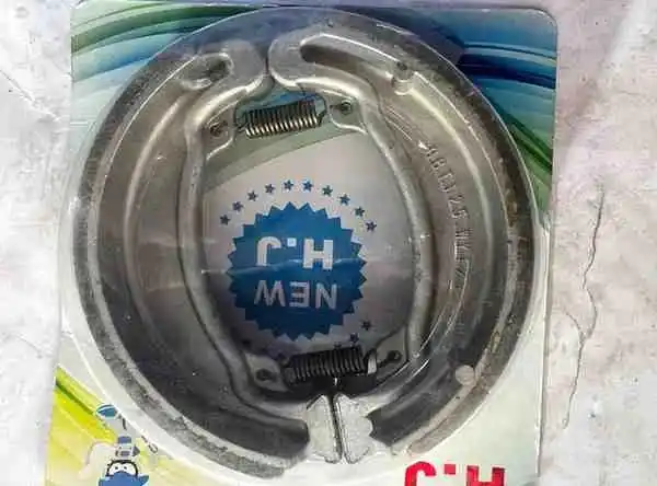 فحمة فرامل خلفية Part Delta - أجزاء الفرامل - عادي – فحمة فرامل خلفية لدراجات Part Delta، توفر أداء فرملة قوي وثبات عالي عند الإيقاف.