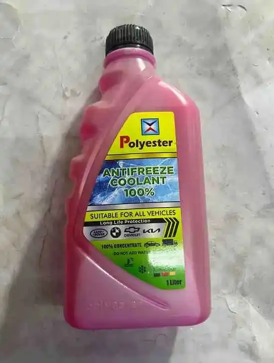 مادة تبريد مضادّة للتجمّد (أنتي فريز) - الفلاتر والزيوت - عادي – سائل تبريد أنتي فريز عالي الجودة يحمي المحرّك من السخونة والتجمّد ويمنع الصدأ وا...