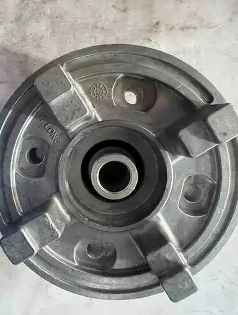 طاسة الطنجرة Part - الهيكل والإطار - أصلي – هب الطنجرة يثبت الطنجرة الخلفية بإحكام، مما يضمن نقل قوة ثابت وسلس إلى العجلة.