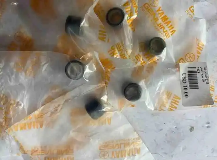 رولات فريواتور لدراجات Aprio - قطع المحرك - أصلي – رولات فريواتور لدراجات Aprio، تضمن تسارعًا سلسًا وأداءً مثاليًا للفريواتور.