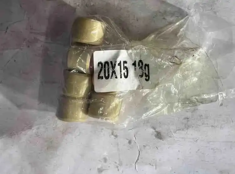 رولات فريواتور TVS وزن 18 غرام - قطع المحرك - عادي – رولات فريواتور TVS بوزن 18 غرام لكل رول، تضمن تسارعًا سلسًا وأداءً مثاليًا للفري...