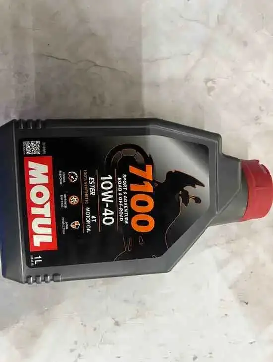 زيت محرك Motul 7100 - الفلاتر والزيوت - عادي – زيت Motul 7100 تخليقي بالكامل، يوفر حماية ممتازة للمحرك وأداءً سلسًا ونظافة عالي...