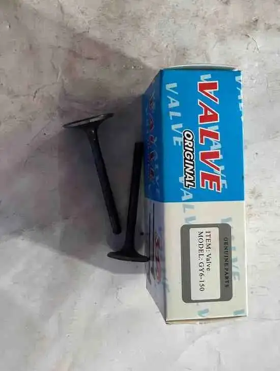 صبابات المحرك V150 - قطع المحرك - عادي – صبابات سحب وعادم عالية الجودة لمحرك V150 لضمان تدفق هواء سلس وأداء محرك ممتاز.