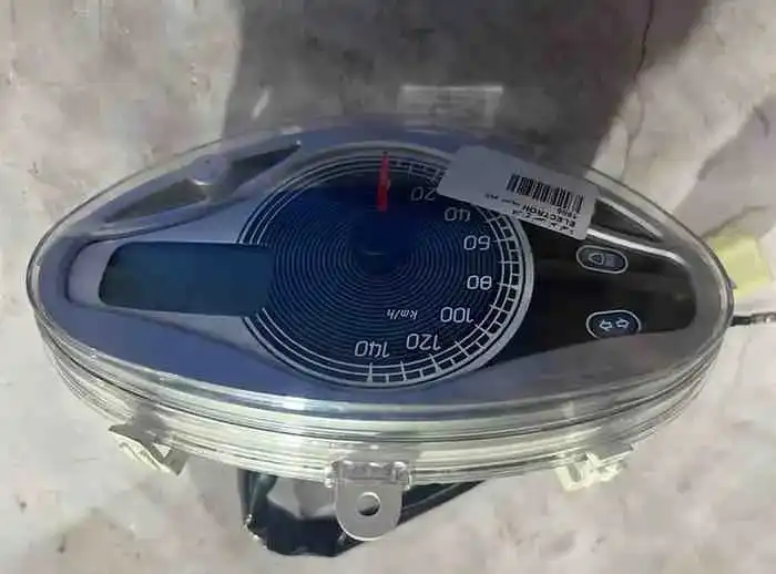 عدّاد سرعة رقمي – Sweet - أجزاء التوجيه - عادي – عدّاد سرعة رقمي لدراجات Sweet، يوفر قراءة واضحة وأداء عرض حديث.