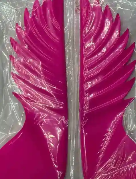 أجنحة جانبية للزينة - الإكسسوارات - عادي – أجنحة جانبية للزينة تُركّب على جانبي الدراجة النارية، تُستخدم فقط لتحسين الشكل و...